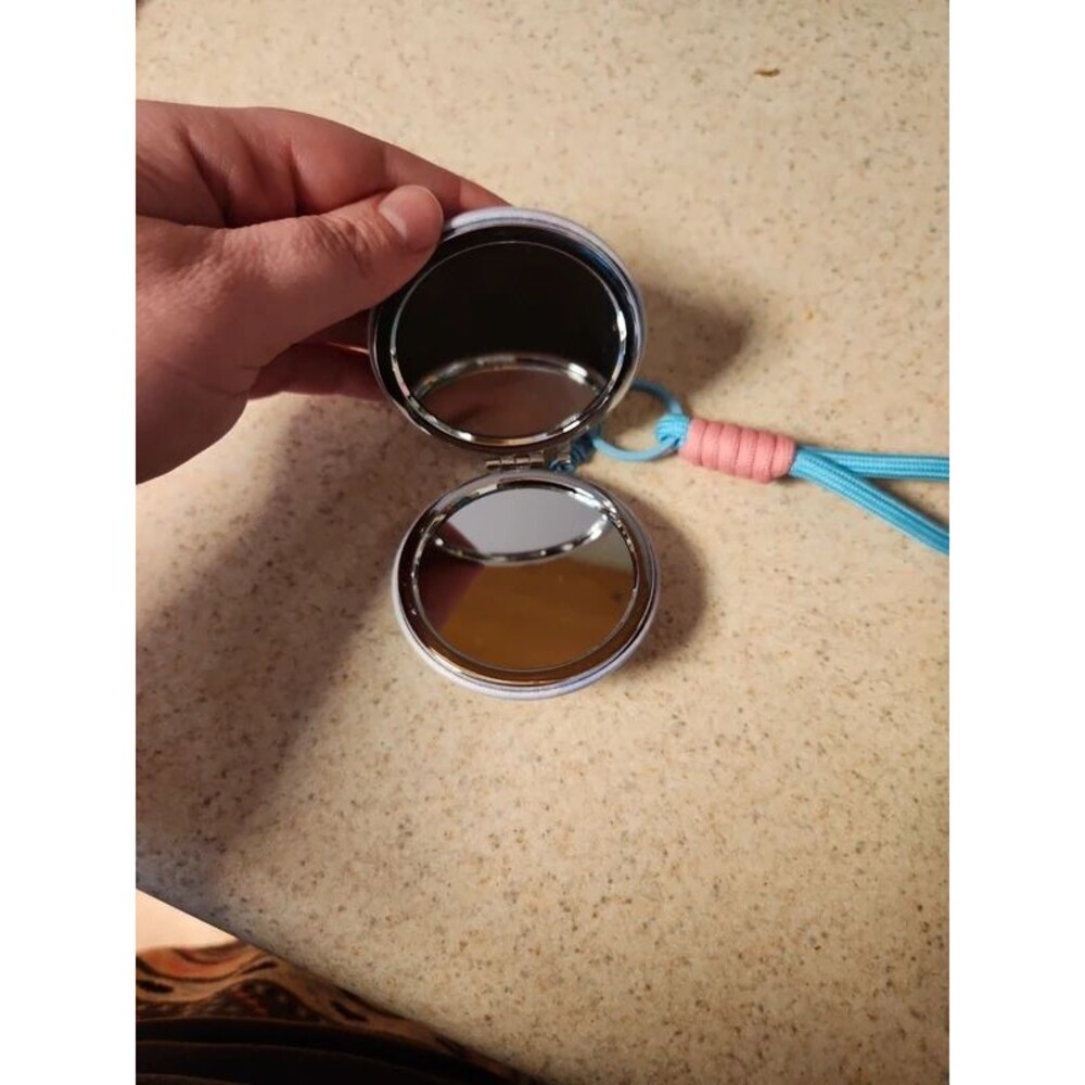 Hand mirror keychain - Picture 2 of 2